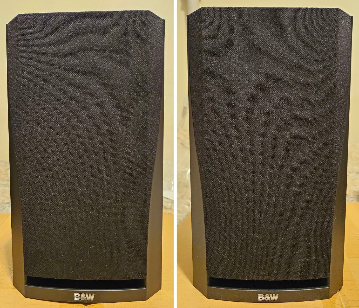 B&w dm302 online speakers