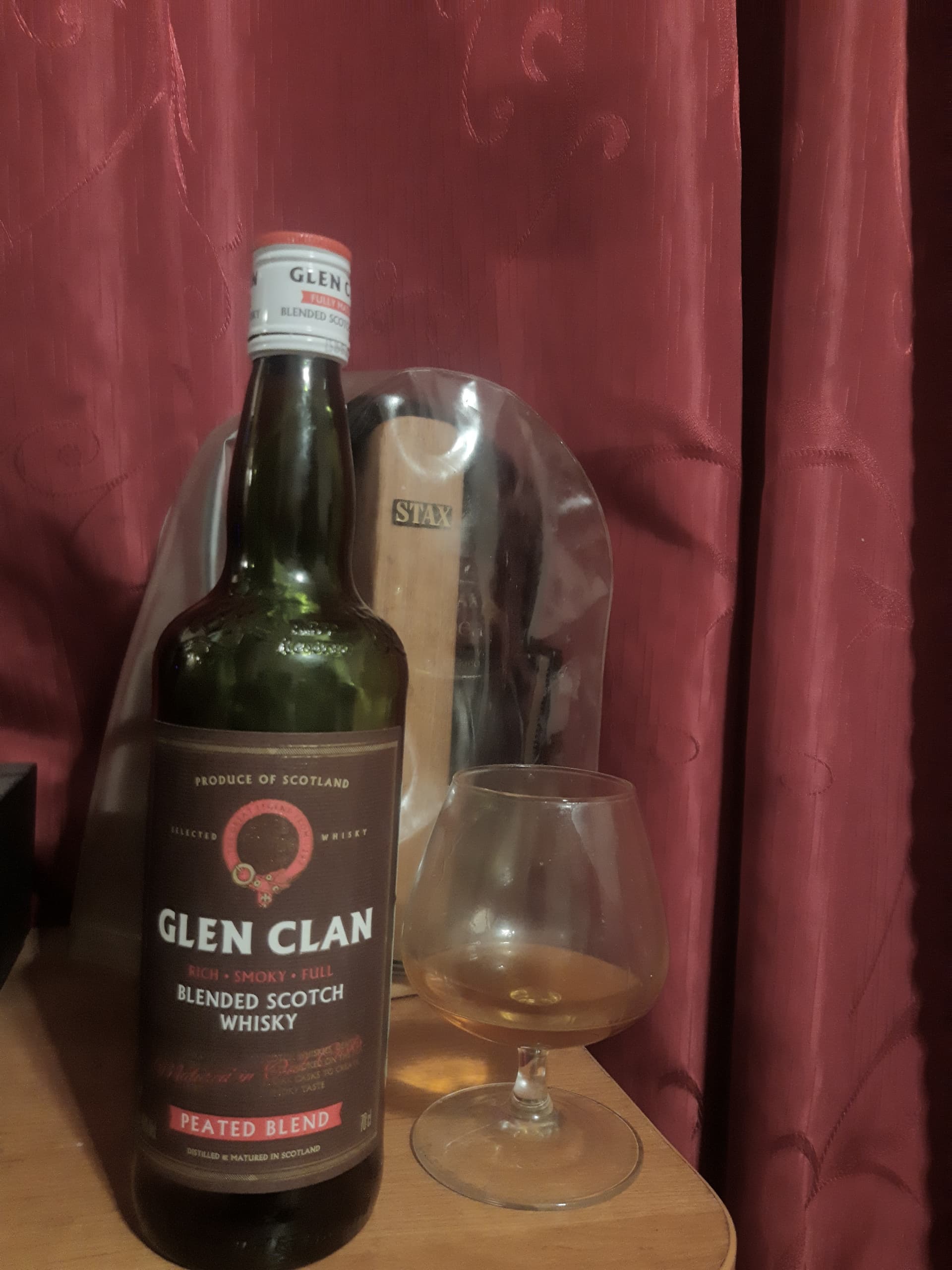 Виски glen clan. Виски Глен клан. Виски шотландский Glen Clan. Вискп Томи. Виски Тома.