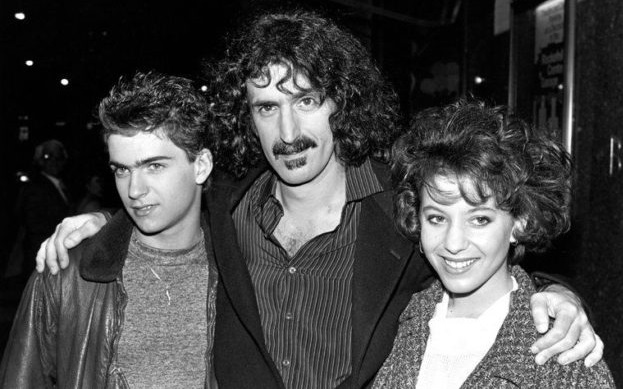 Frank-Zappa-Moon-Unit-Dweezil1-630x420