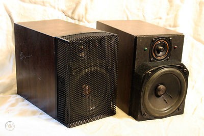 pyramid-metronome-model-loudspeakers_1_e4246506a0f462848c9085b264092c93