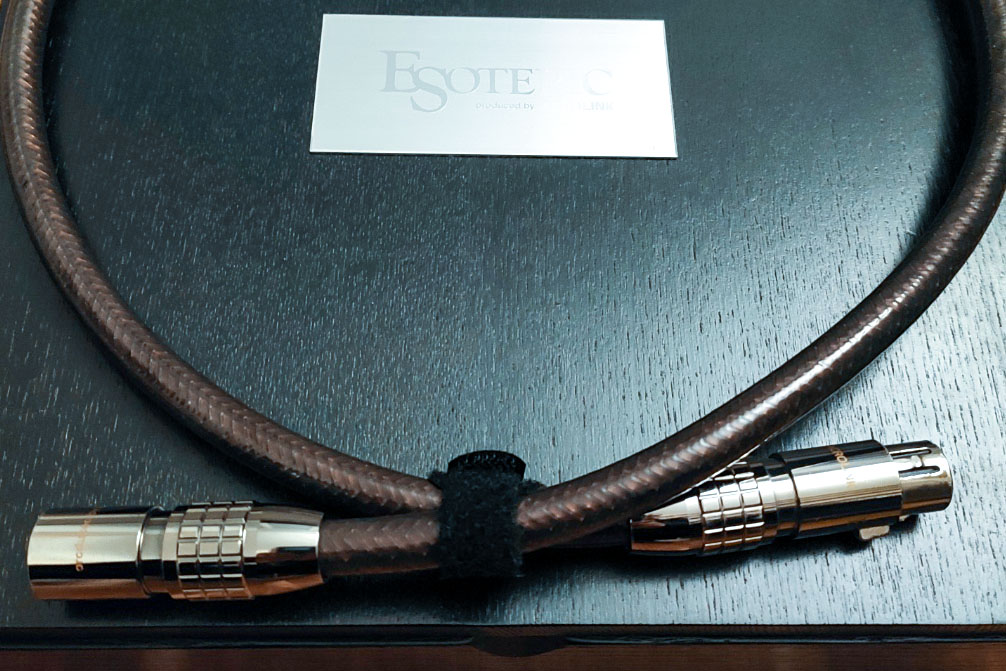 Продам Esoteric 7N-A2500 Mexcel AES/EBU Digital - Кабели