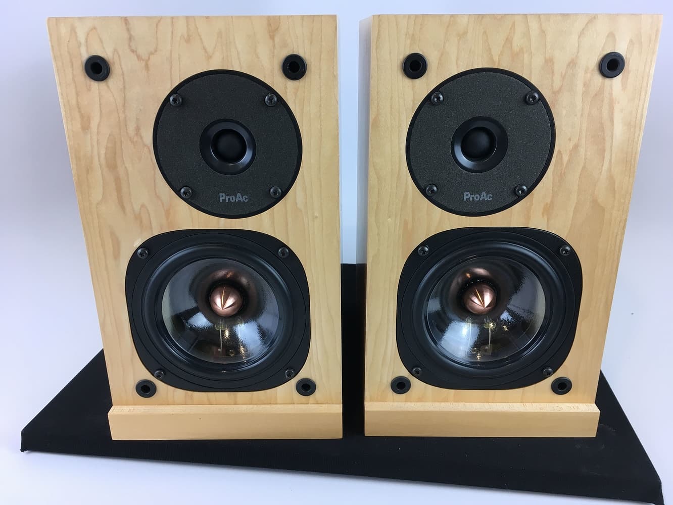 Купить Колонки Pro Ac Response Db 3